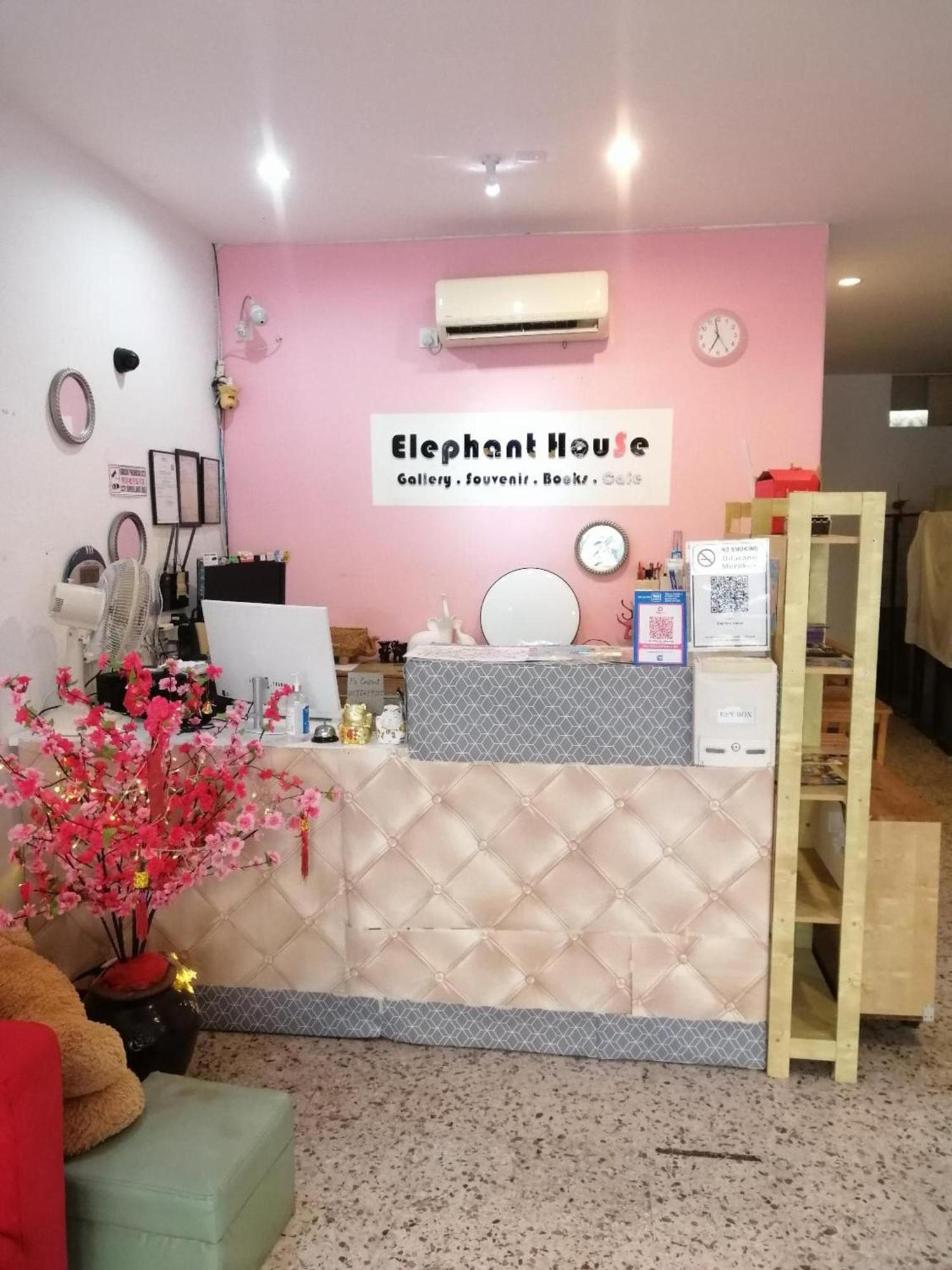 Oyo 91068 Elephant House Boutique Hotel George Town Dış mekan fotoğraf